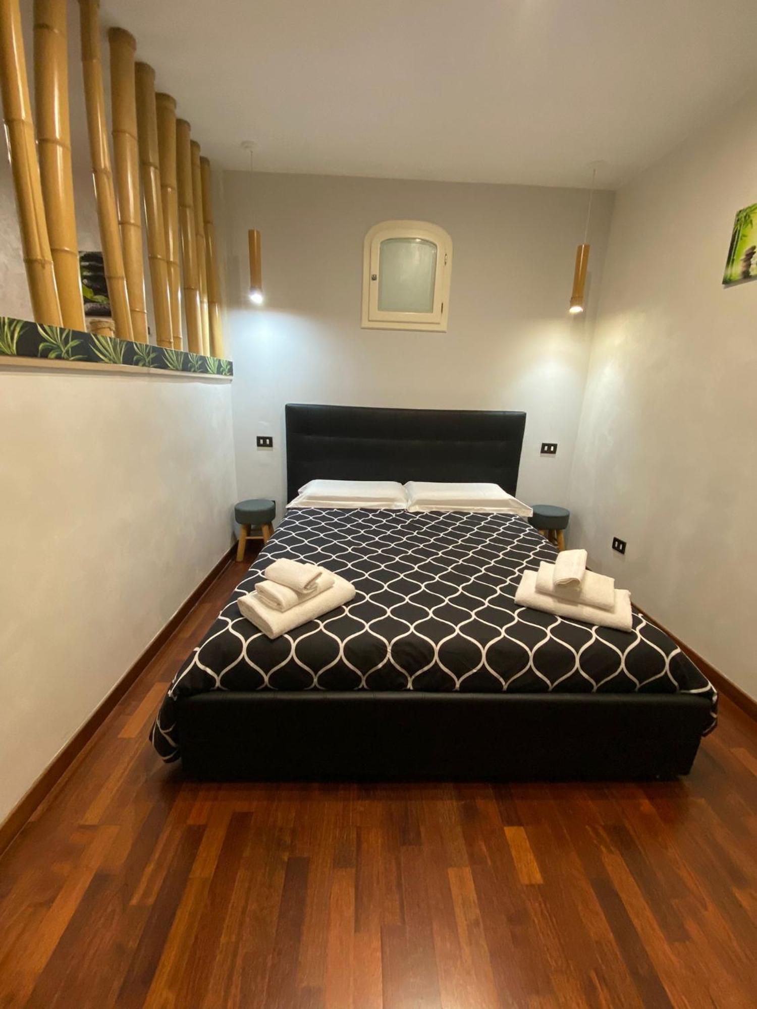 Newhouse dei Mille Appartement Bari Buitenkant foto