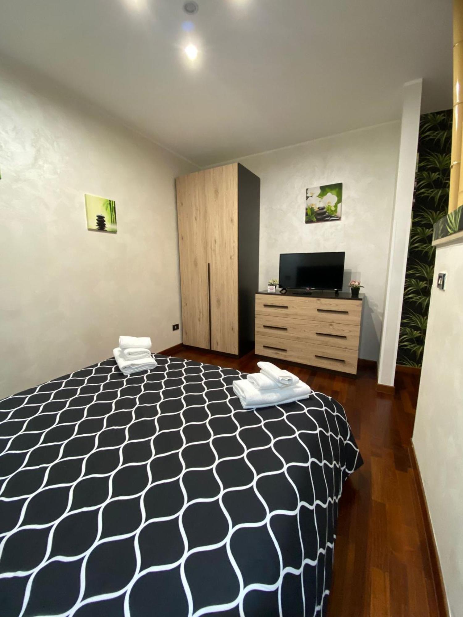 Newhouse dei Mille Appartement Bari Buitenkant foto